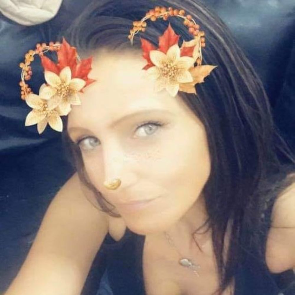 Meet your Posher, Cortney